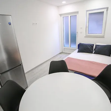 Apartman Marina דירה